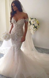 Trumpet Court Train Off-the-shoulder Lace Wedding Dresses